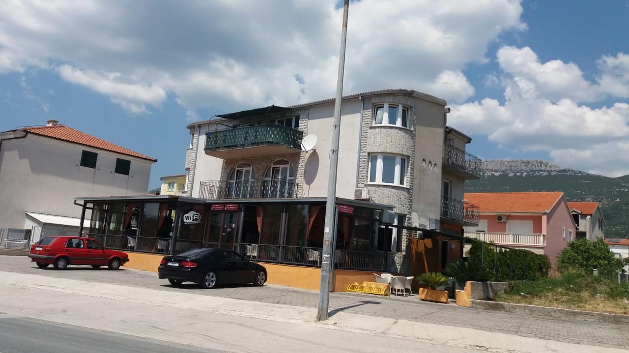 Apartman Julienne Kaštela Kültér fotó