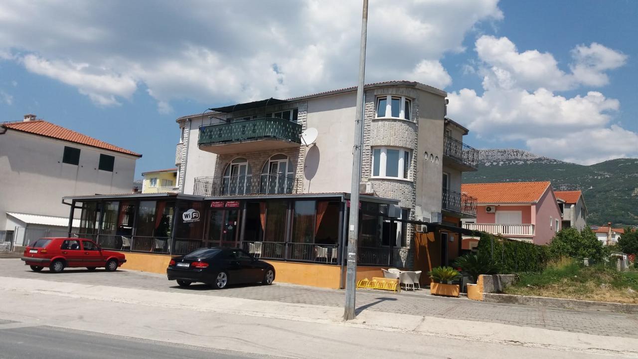 Apartman Julienne Kaštela Kültér fotó